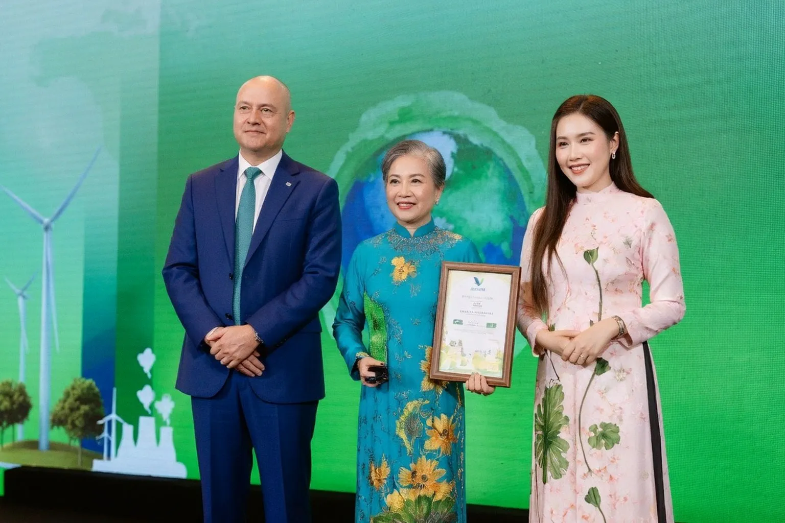 Chiến lược tối ưu chuỗi cung ứng vật liệu xây dựng qua tiêu chuẩn ESG và nội lực